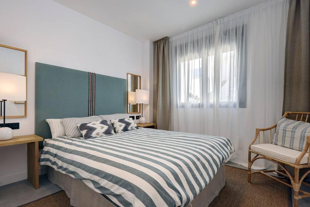 Ground Floor, 2 Bedroom @ Hills Apartamento *